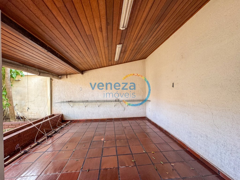 Casa Comercial para venda no bairro Centro de Rolandia - Foto 38