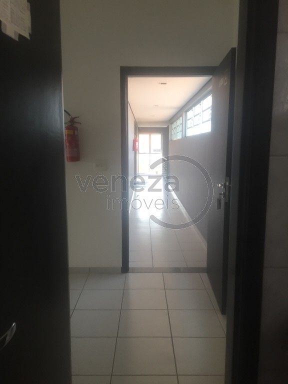 Salão-loja para venda no bairro Centro de Londrina - Foto 6