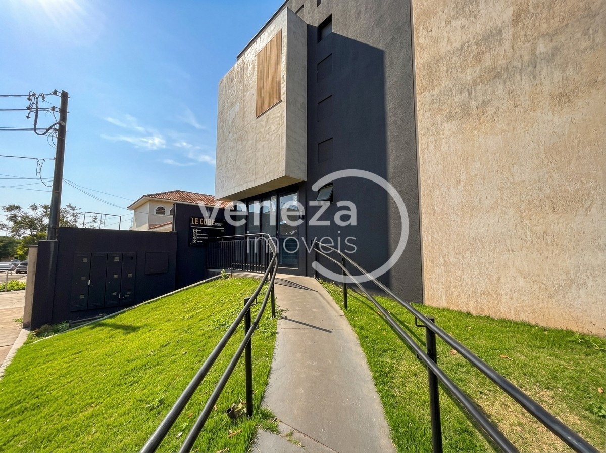 Prédio Comercial para venda no Centro em Londrina com 417,95m² por R$ 3.500.000 - Foto 2