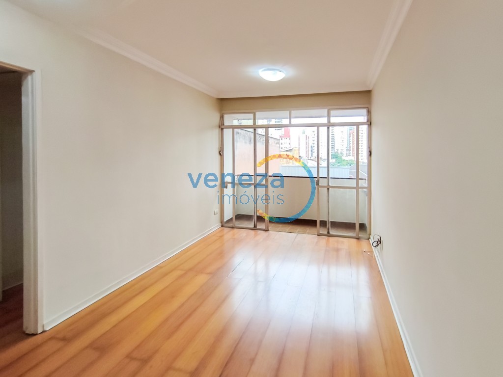 Apartamento para venda no Centro em Londrina com 87,15m² por R$ 320.000,00 - Foto 2