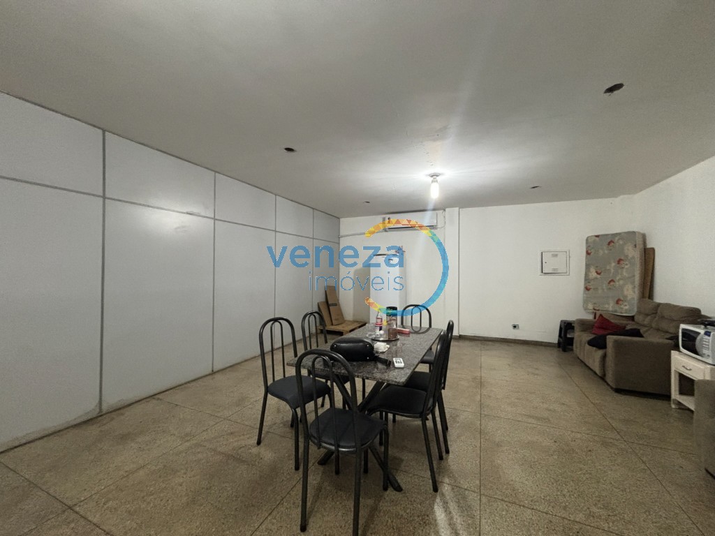 Barracão para locação no bairro Centro de Londrina com 656.25m<sup>2</sup> útil