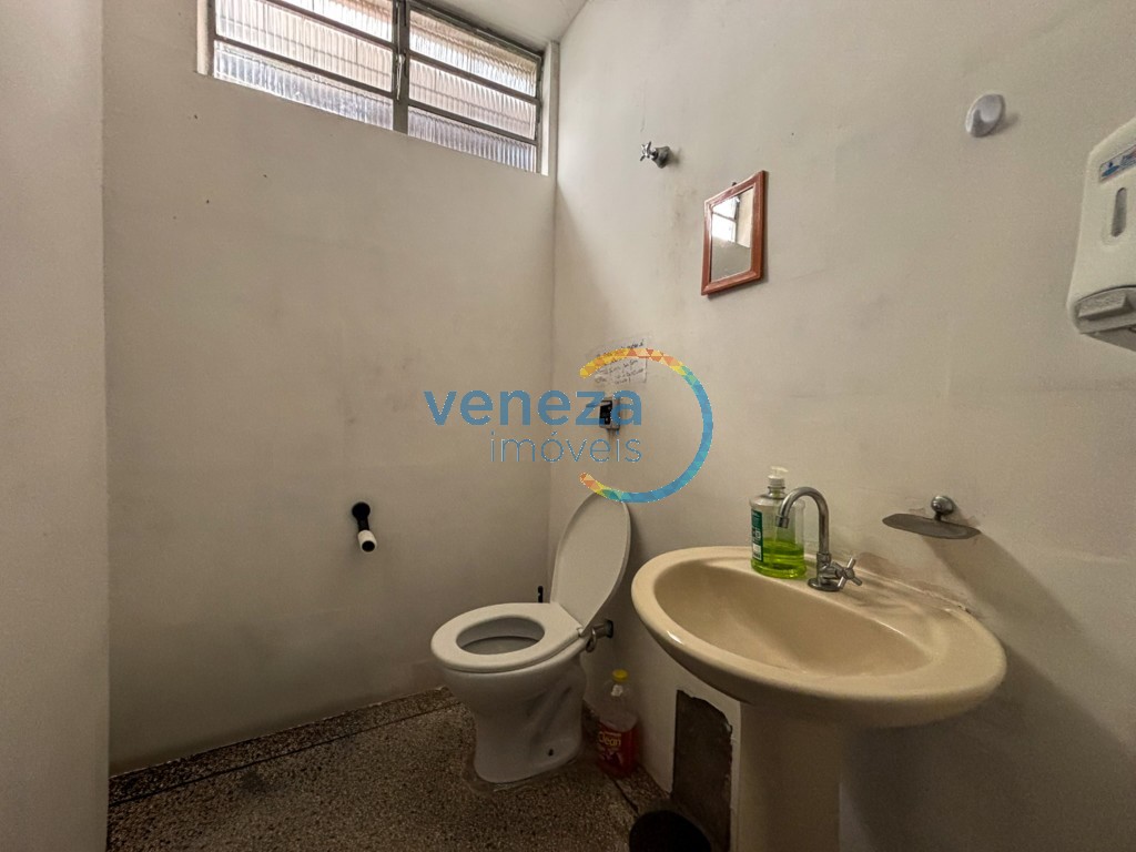 Barracão para locação no bairro Centro de Londrina com 656.25m<sup>2</sup> útil