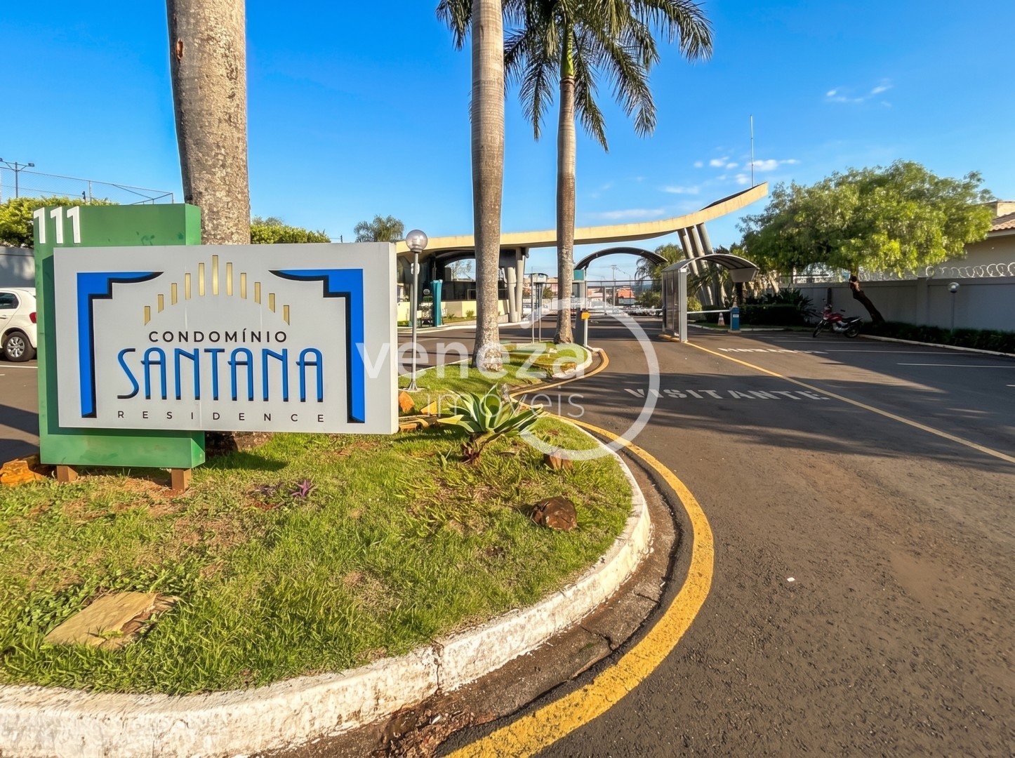 Casa Residencial para venda no Terras de Santana em Londrina com 420m² por R$ 2.950.000