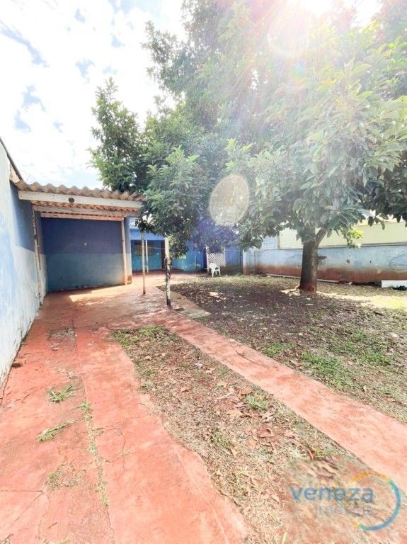 Casa Residencial para venda no Aeroporto em Londrina com 55m² por R$ 435.000,00 - Foto 2