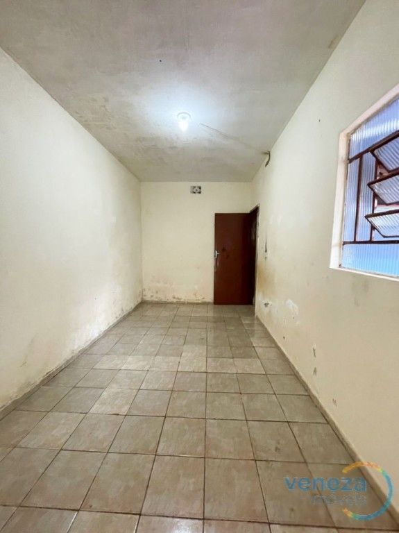 Casa Residencial para venda no bairro Aeroporto de Londrina - Foto 8