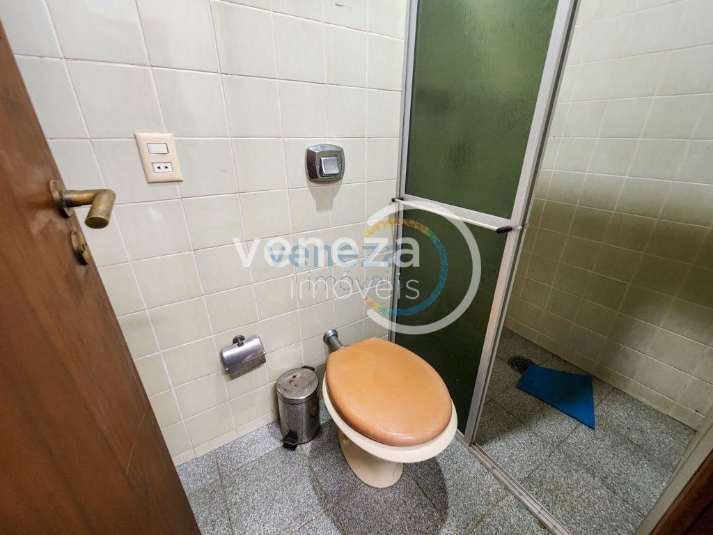 Casa Residencial para venda no bairro Andrade de Londrina - Foto 32
