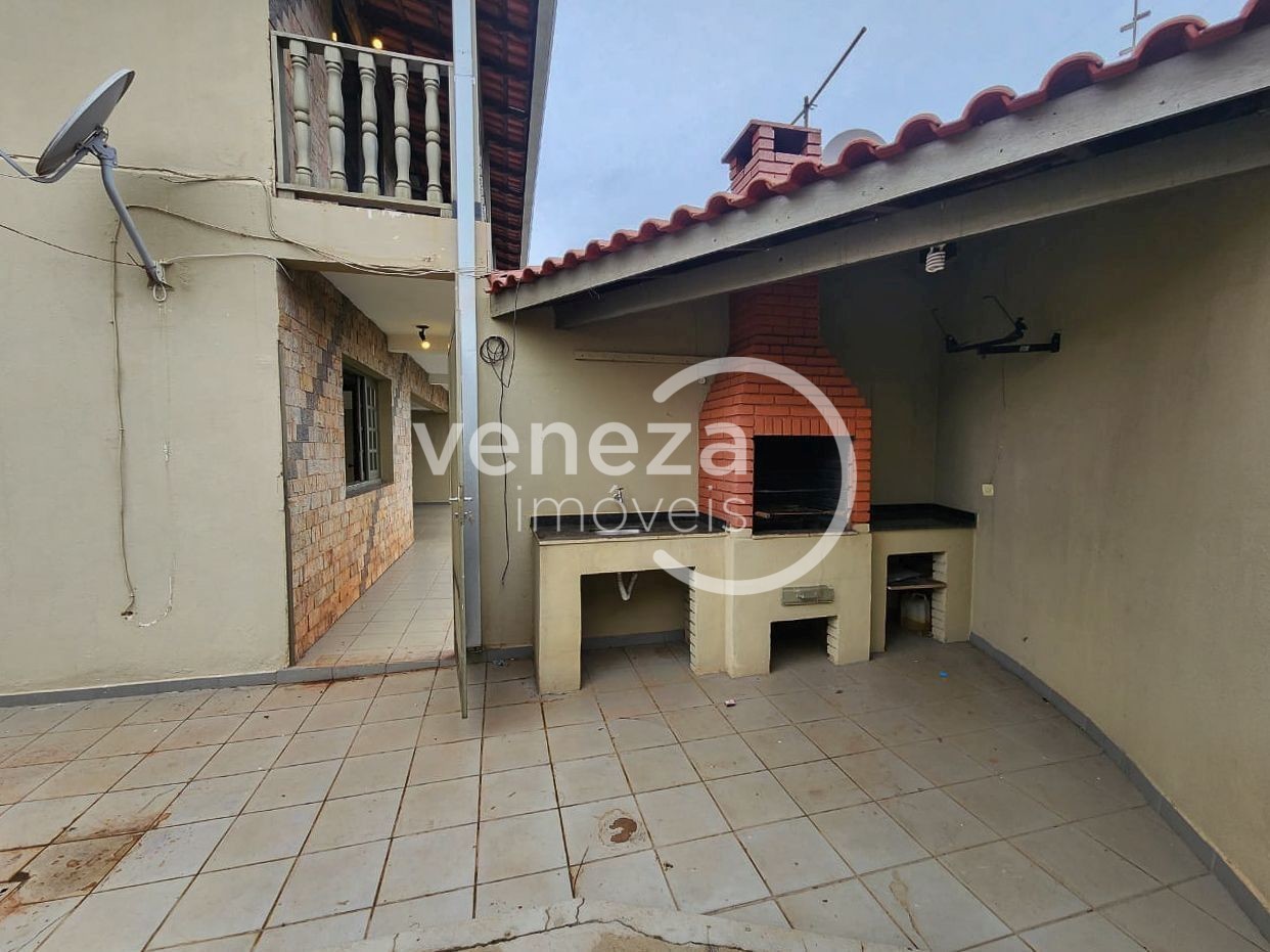 Casa Residencial para venda no bairro Santa Monica de Londrina - Foto 17