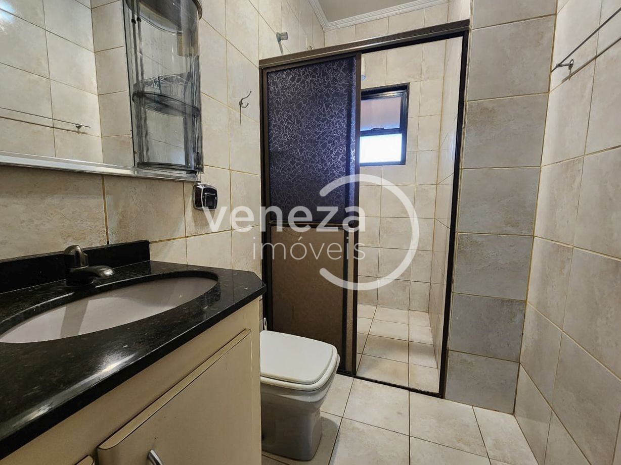Casa Residencial para venda no bairro Santa Monica de Londrina - Foto 14