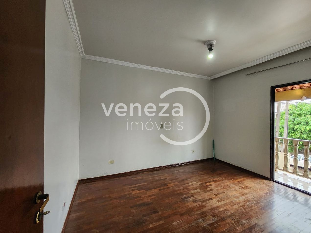 Casa Residencial para venda no bairro Santa Monica de Londrina - Foto 7