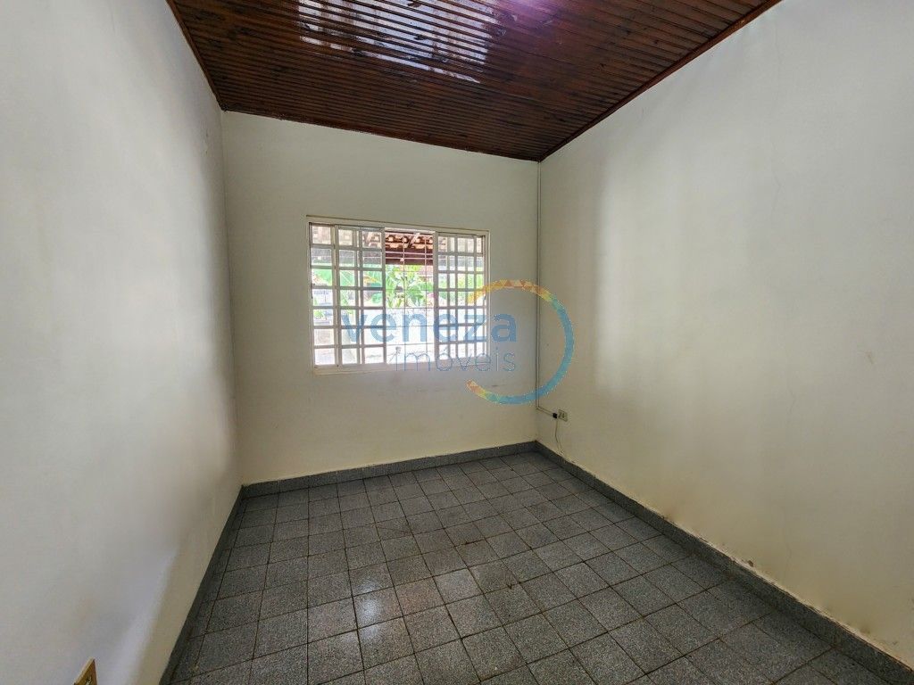 Casa Residencial para locacao no Centro em Londrina com 50m² por R$ 1.000,00