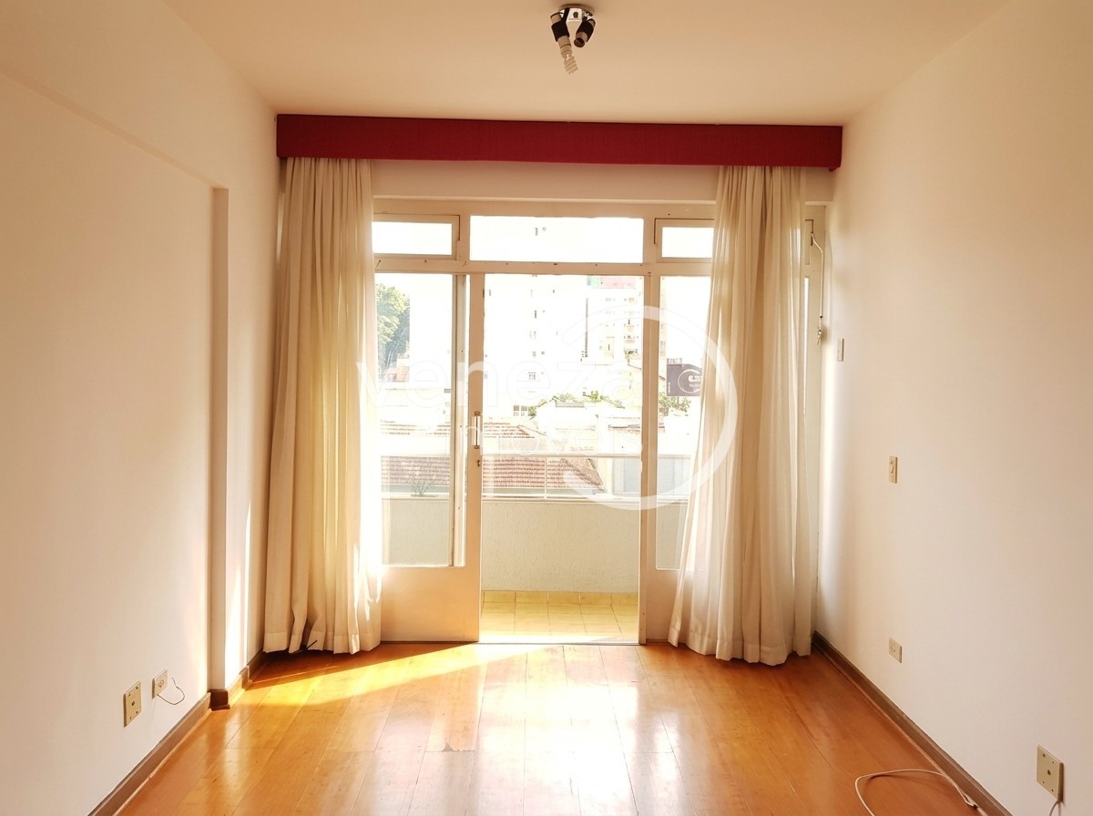 Apartamento para venda no Centro em Londrina com 114,51m² por R$ 405.000 - Foto 2
