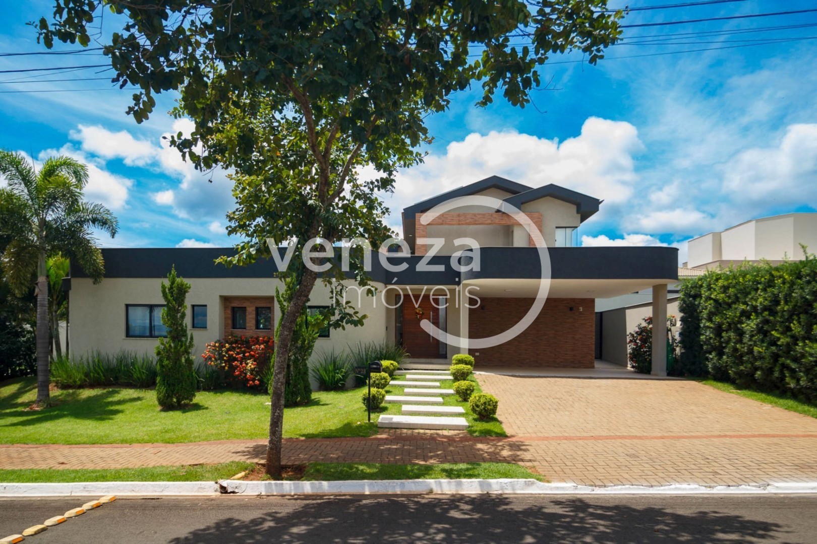Casa Residencial para venda no Gleba Palhano em Londrina com 318m² por R$ 3.490.000 - Foto 1