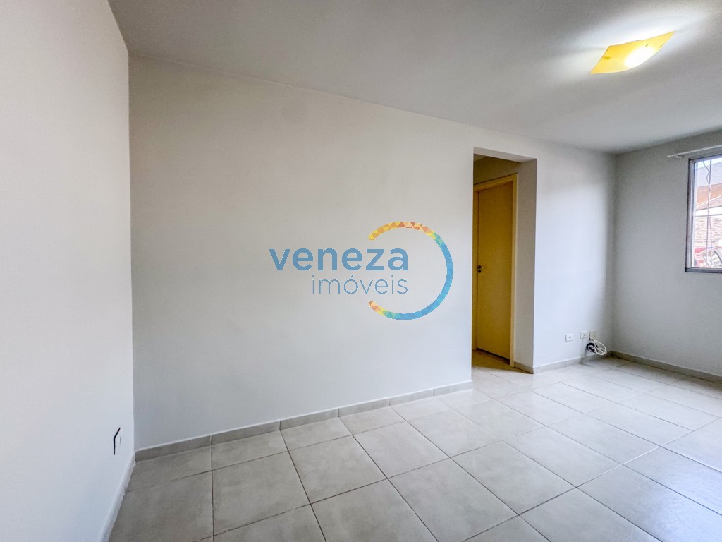 Apartamento para venda no Centro em Londrina com 68m² por R$ 198.000,00  - Foto 2