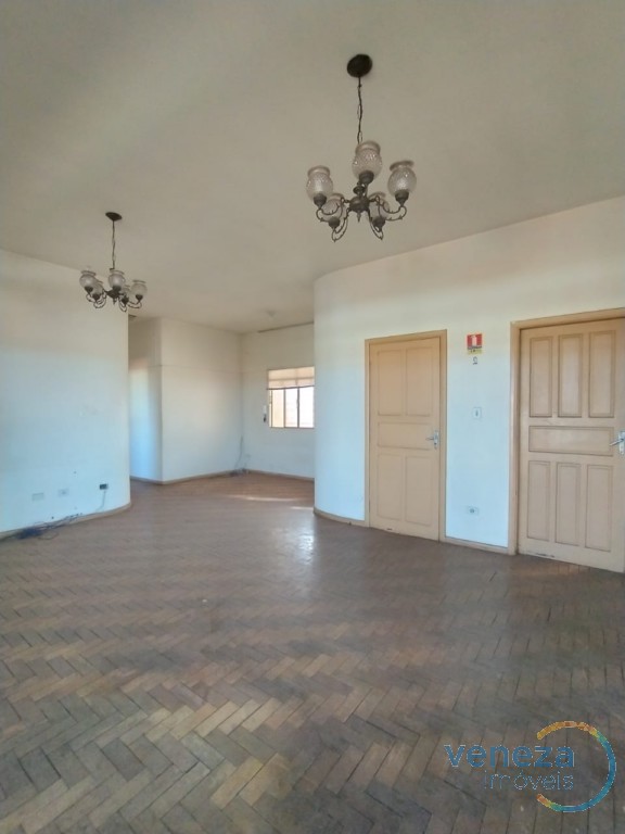 Apartamento para locacao no Casoni em Londrina com 350m² por R$
                                                                                                                                                                                            2.800,00                                                                                            