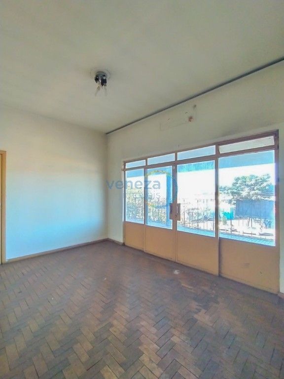 Apartamento para locacao no Casoni em Londrina com 350m² por R$ 3.750,00