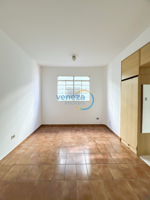 Apartamento para venda no Centro em Londrina com 39,24m² por R$ 173.000,00  - Foto 2