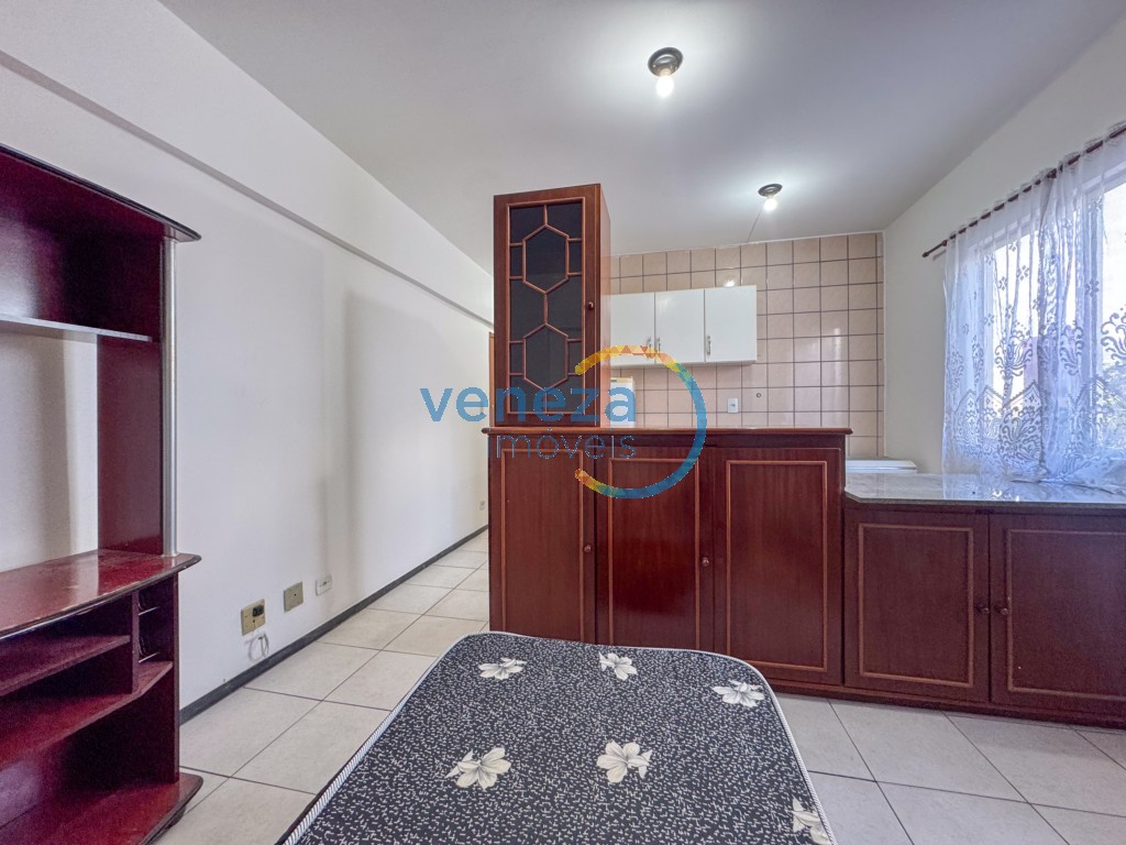 Apartamento para locacao no Centro em Londrina com 45m² por R$ 950,00  - Foto 2