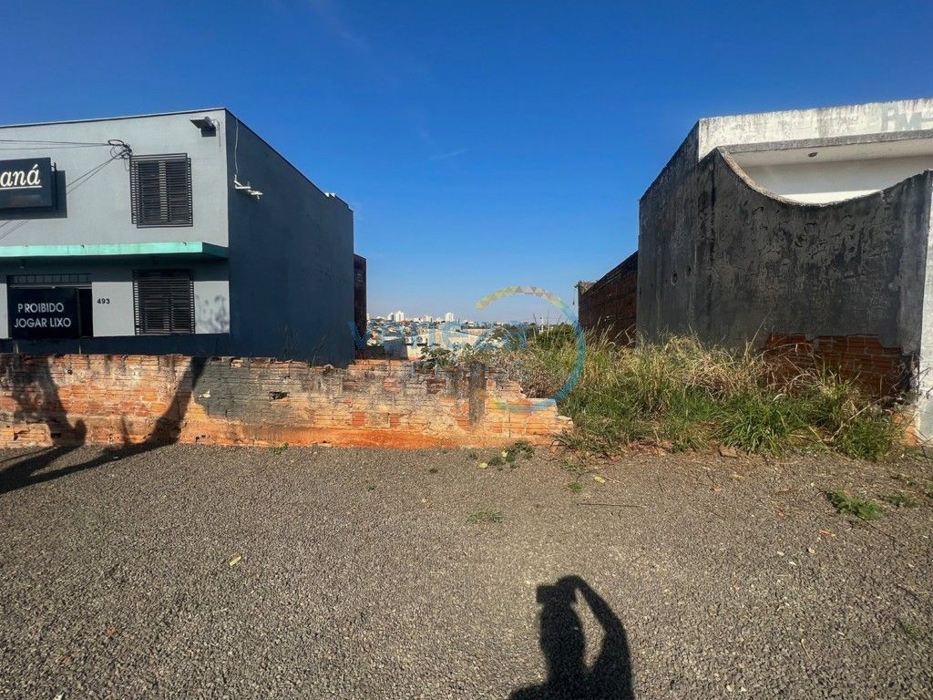 Terreno para venda no Industrial em Londrina com 357,02m² por R$ 425.000,00 - Foto 1