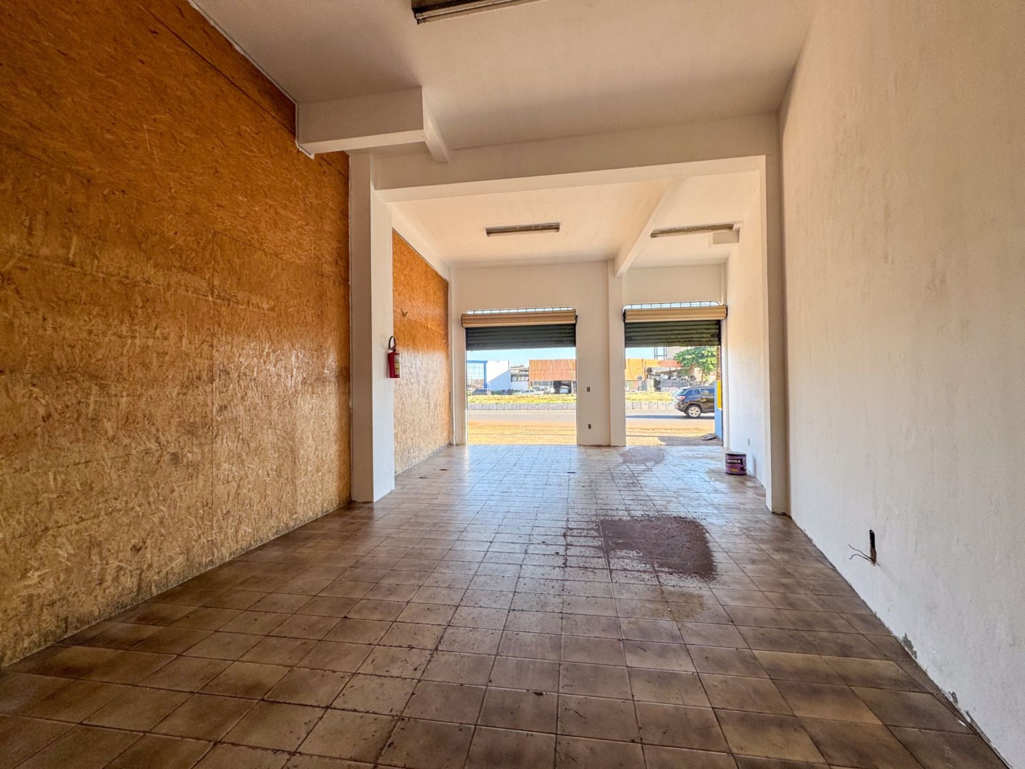 Prédio Comercial para venda no bairro Franca de Londrina - Foto 28