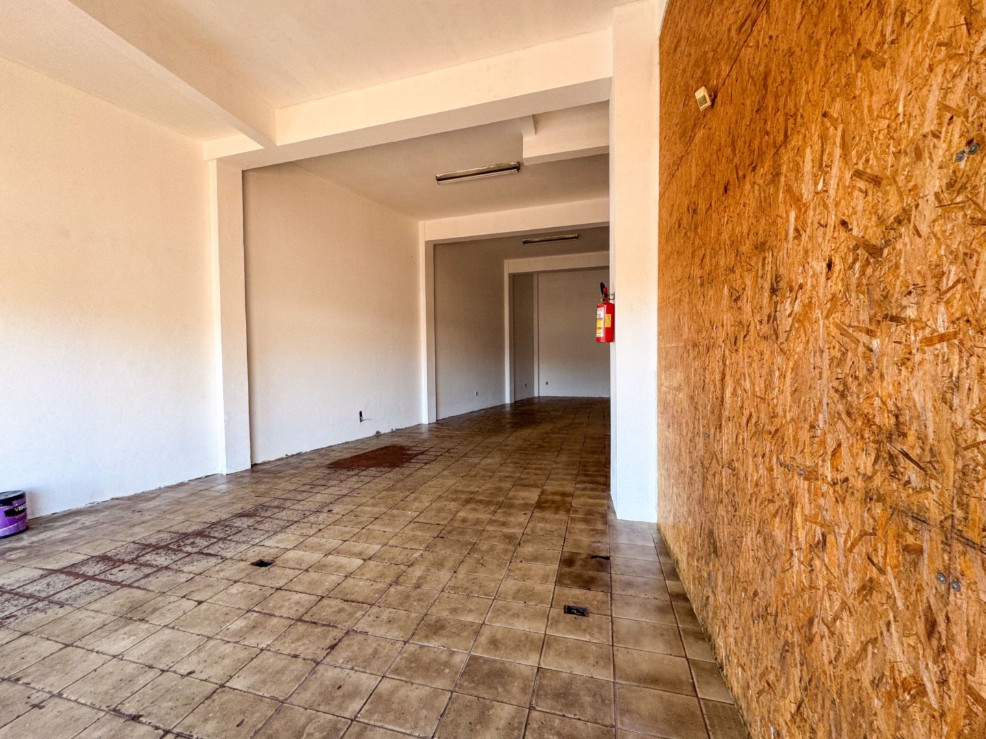 Prédio Comercial para venda no bairro Franca de Londrina - Foto 30
