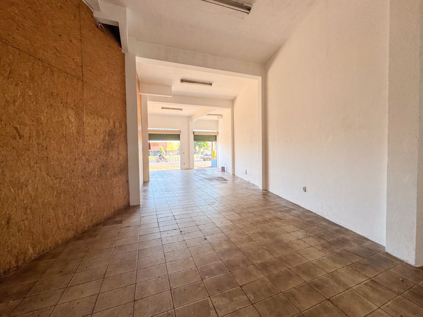 Prédio Comercial para venda no bairro Franca de Londrina - Foto 43