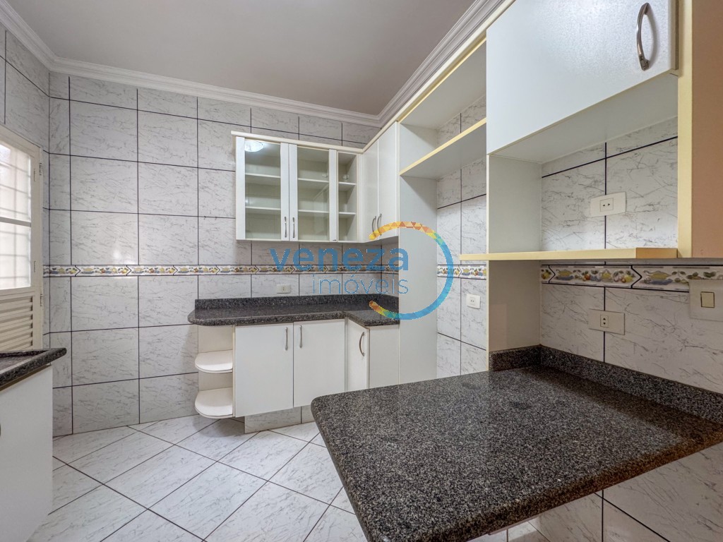 Casa Residencial para venda no bairro Aragarca de Londrina - Foto 27