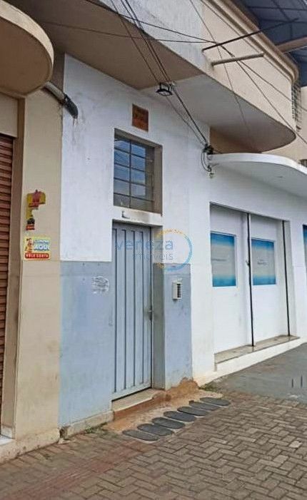 Apartamento para venda no Centro em Londrina com 79m² por R$ 200.000,00  - Foto 1