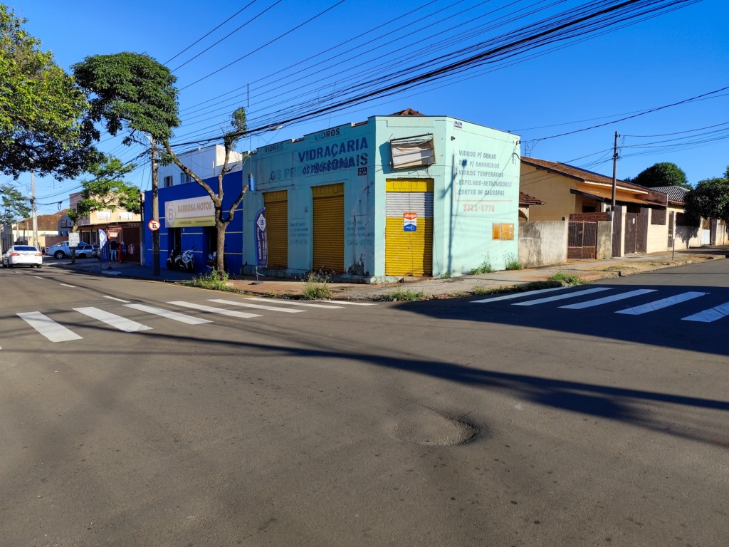 Barracão_salão_loja para locacao no Centro em Londrina com 82m² por R$ 1.625,00