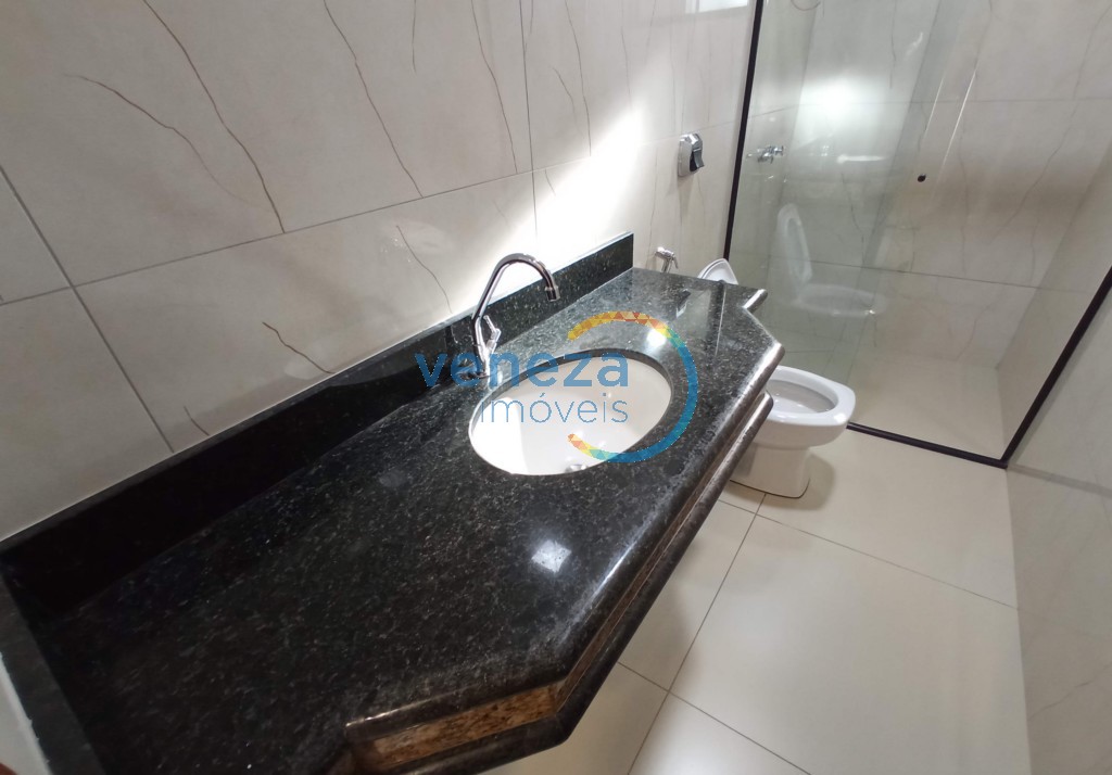 Casa Residencial para venda no bairro Taruma de Londrina - Foto 8