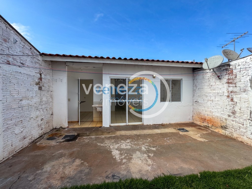 Casa Residencial para venda no bairro Heimtal de Londrina - Foto 11