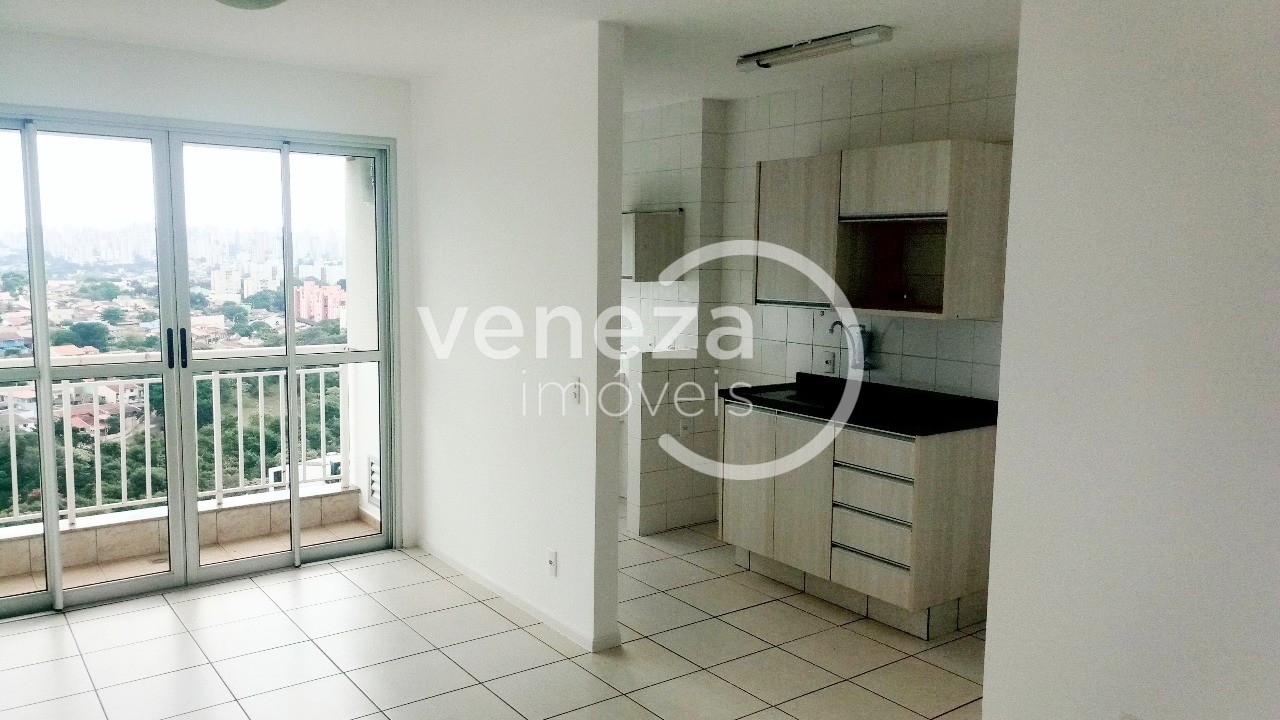 Apartamento para venda no Aurora em Londrina com 87,94m² por R$ 417.000
