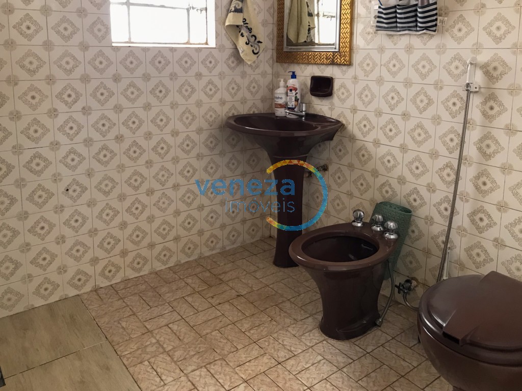 Casa Comercial para venda no bairro Centro de Londrina - Foto 12
