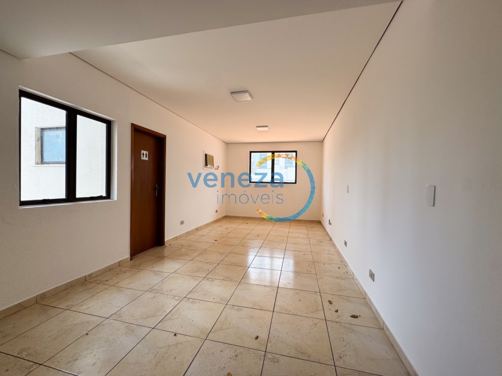 Sala para locacao no Centro em Londrina com 40m² por R$ 650,00
