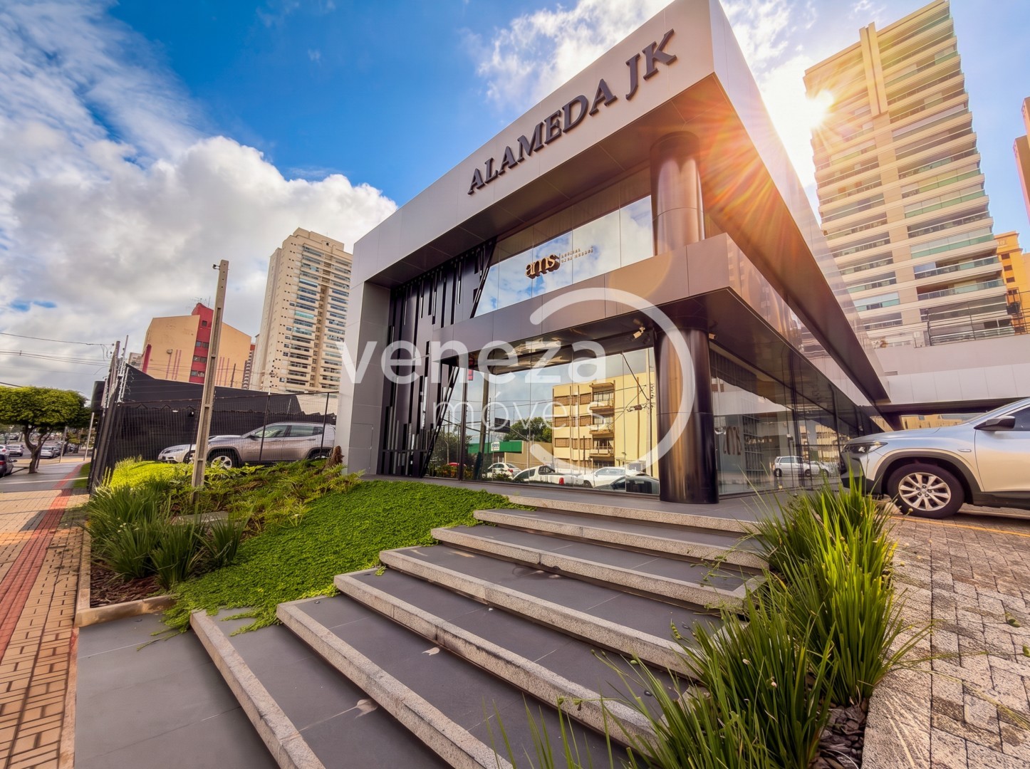 Galpão/Depósito/Armazém para alugar em Centro, Londrina — Portal Chave Fácil