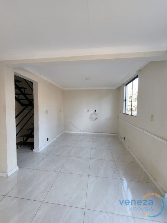 Casa Residencial para venda no Tokio em Londrina com 60m² por R$ 260.000,00  - Foto 2