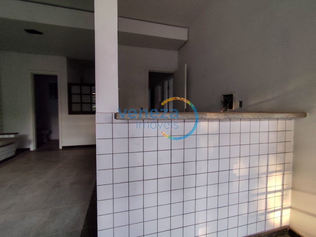 Casa Comercial para venda no bairro Centro de Londrina - Foto 15