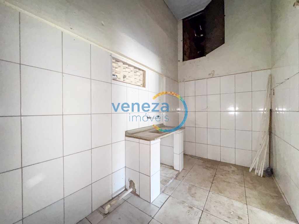 Salão-loja para venda no bairro Coliseu de Londrina - Foto 30