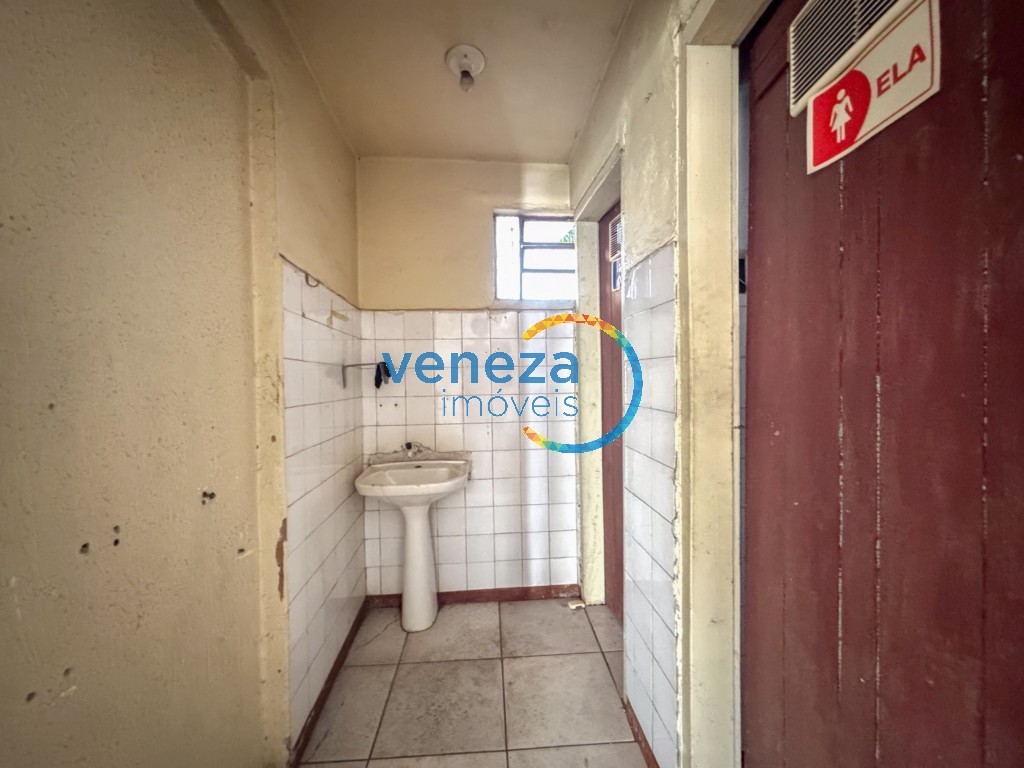 Casa Comercial para venda no bairro Coliseu de Londrina - Foto 26