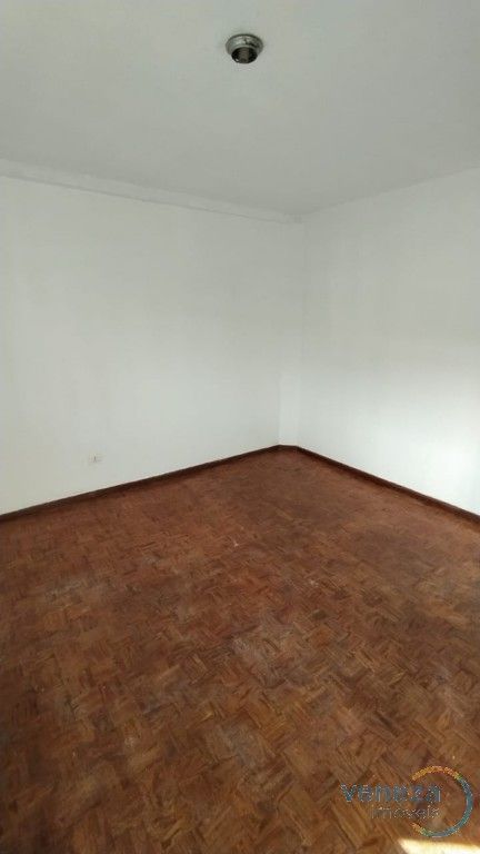 Apartamento para locação no bairro Centro de Londrina com 100m<sup>2</sup> útil, 3 quartos