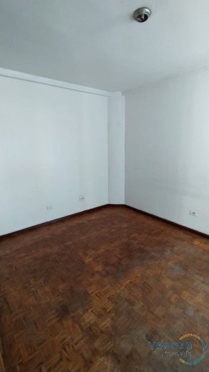 Apartamento para locação no bairro Centro de Londrina com 100m<sup>2</sup> útil, 3 quartos
