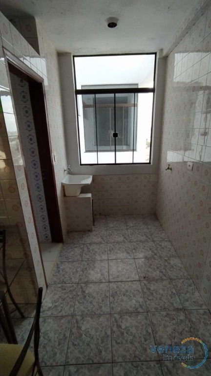 Apartamento para locação no bairro Centro de Londrina com 100m<sup>2</sup> útil, 3 quartos