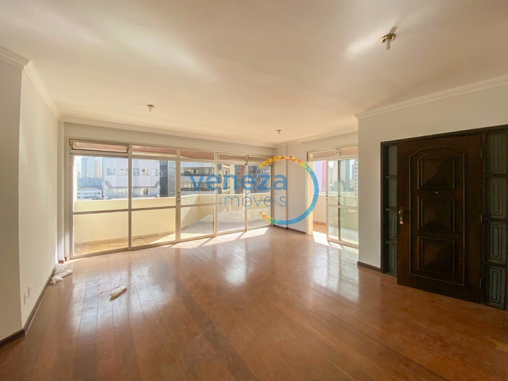 Apartamento para venda no Centro em Londrina com 214m² por R$ 780.000,00  - Foto 2