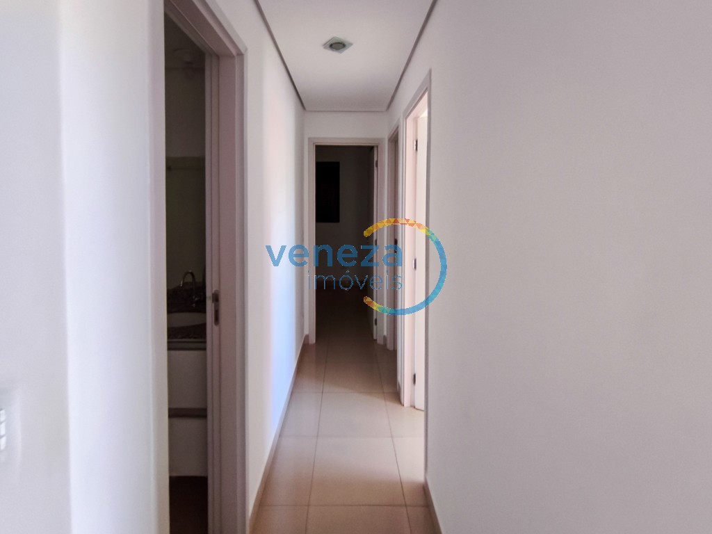 Apartamento para locação no bairro Centro de Londrina com 65m<sup>2</sup> útil, 3 quartos, 1 vaga de garagem