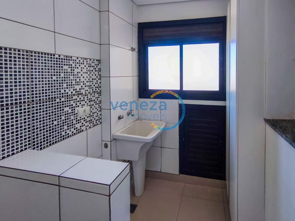 Apartamento para locação no bairro Centro de Londrina com 65m<sup>2</sup> útil, 3 quartos, 1 vaga de garagem