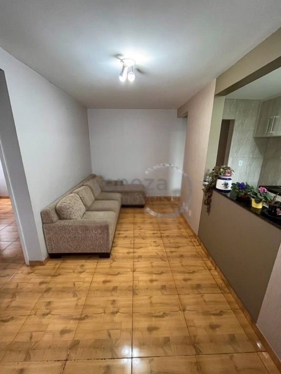 Apartamento para venda no Hipica em Londrina com 77m² por R$ 220.000,00 - Foto 3