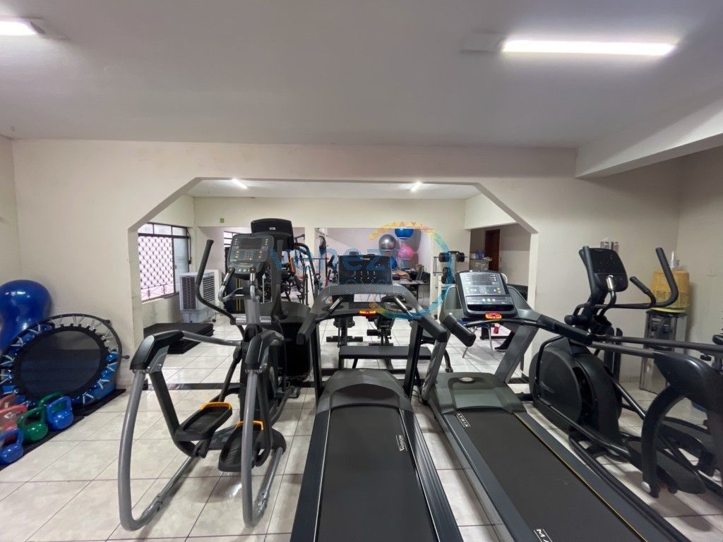 Casa Comercial para venda no Centro em Londrina com 676m² por R$ 2.700.000,00 - Foto 2
