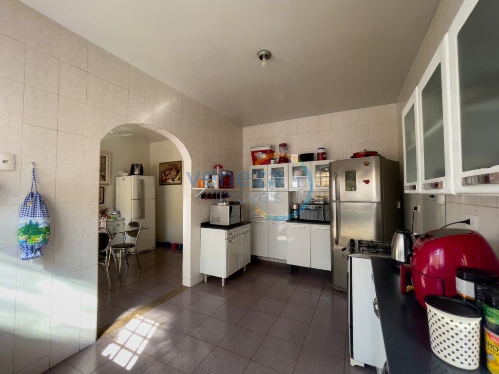 Casa Residencial para venda no bairro Alpes de Londrina - Foto 12