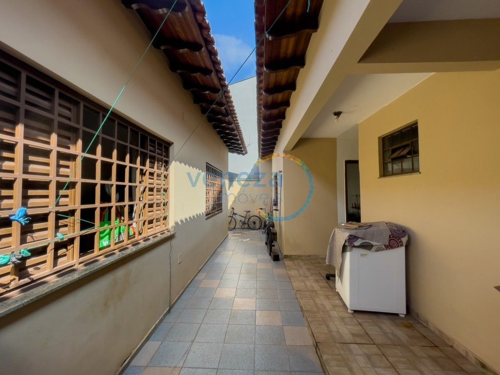Casa Residencial para venda no bairro Alpes de Londrina - Foto 15