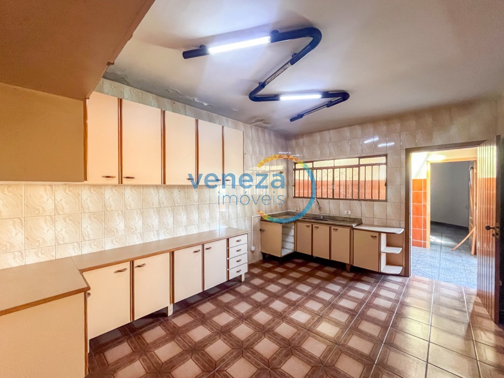 Salão-loja para venda no bairro Centro de Londrina - Foto 17