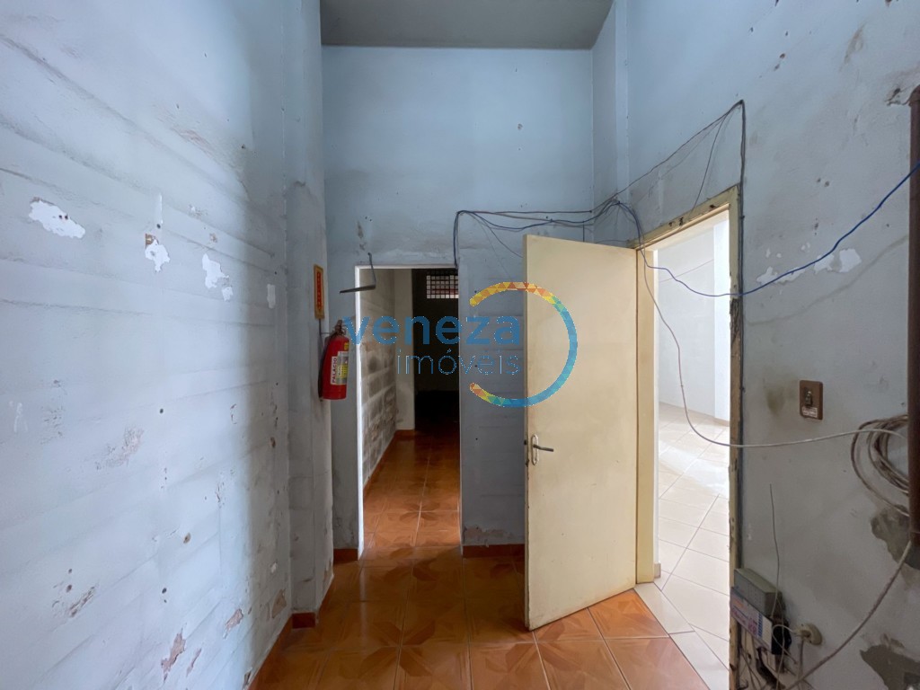 Salão-loja para venda no bairro Centro de Londrina - Foto 36